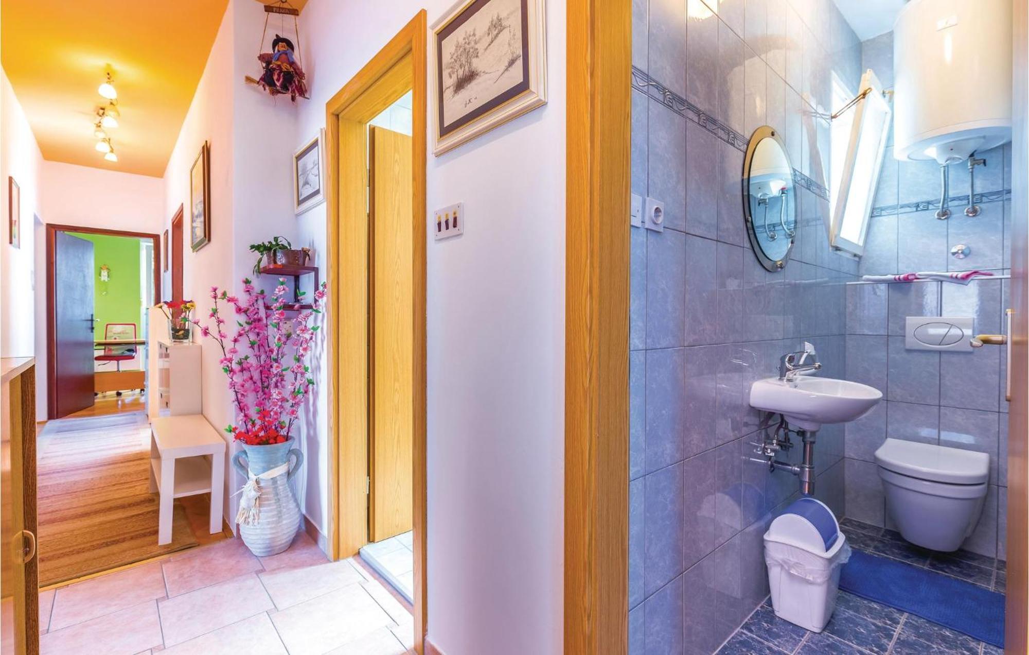 Beautiful Apartment In Crikvenica With Jacuzzi Exterior photo