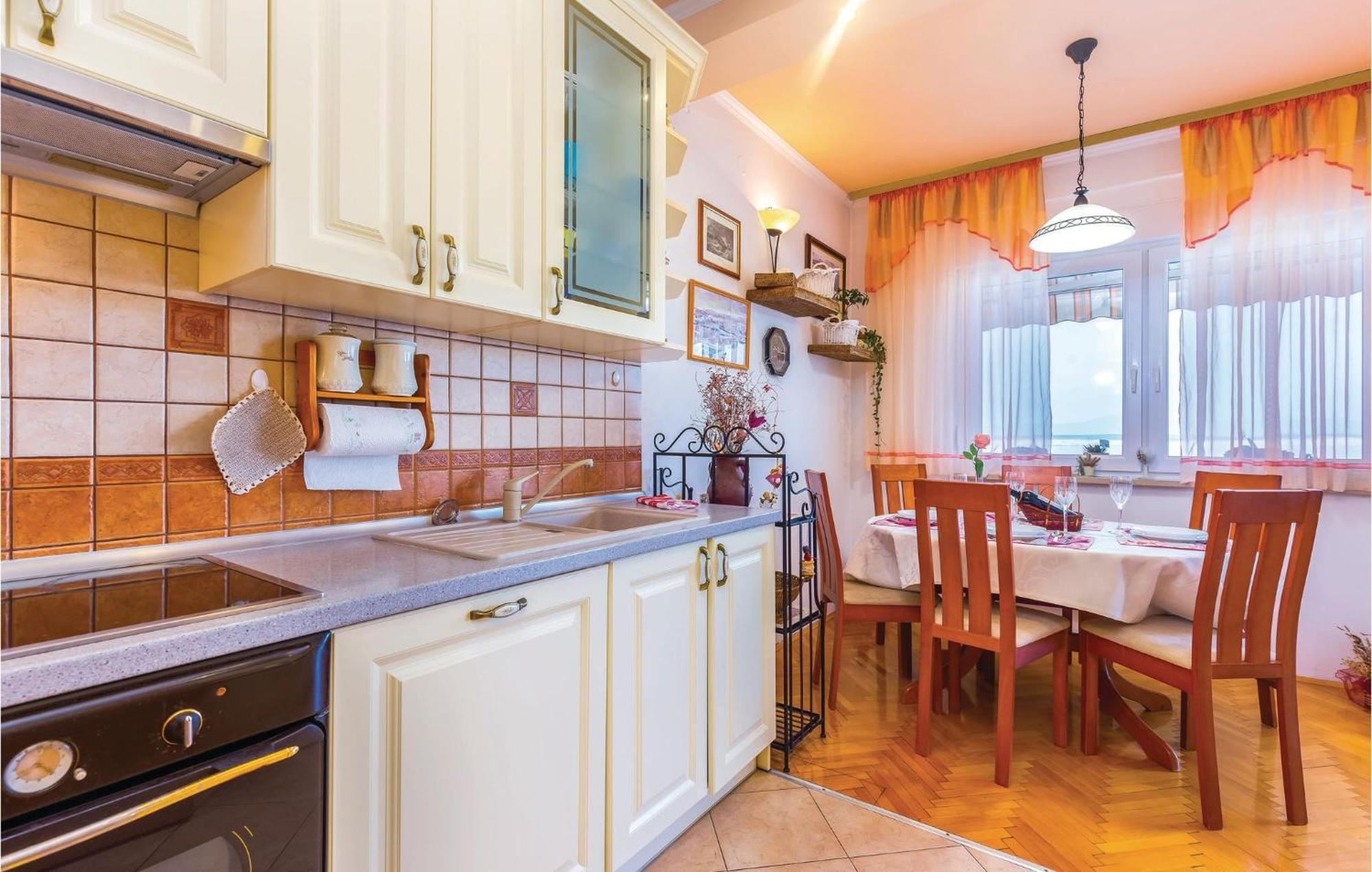 Beautiful Apartment In Crikvenica With Jacuzzi Exterior photo